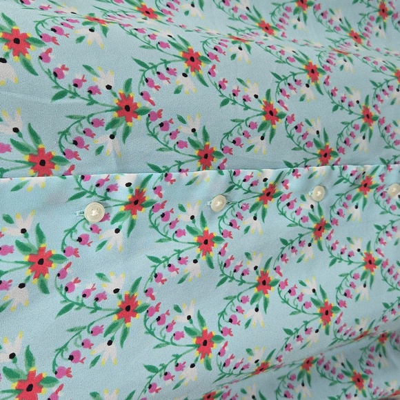 ANN TAYLOR RUFFLE BUTTON TOP - Picture 4 of 11